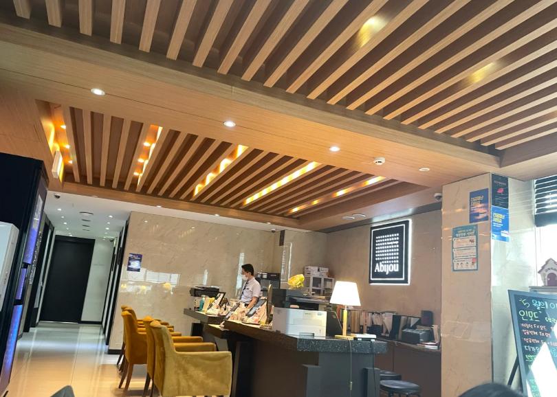 韓國雅祕珠皮膚科探訪體驗：明洞留子私藏美膚地,中文服務+無預約金插图